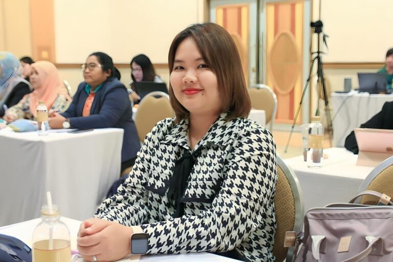 วันที่ 29 – 30 พฤศจิกายน 2566 บุคลากรศูนย์สุขภาพจิตที่ 7 ร่วมประชุมเชิงปฏิบัติการใน “โครงการสร้างสุขภาวะทางใจเพื่อเป็นผู้สูงวัยที่มีคุณค่าและมีความสุข” และกิจกรรมประชุมเชิงปฏิบัติการชี้แจงแนวทางการขับเคลื่อนการดำเนินงานสุขภาพจิตผู้สูงอายุแก่บุคลากรในสังกัดกรมสุขภาพจิต ณ โรงแรมเอเชียแอร์พอร์ต จังหวัดปทุมธานี